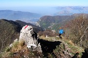 Anello Monte Ocone (1410 m) e Corna Camozzera (1452 m) dal Pertus (1300 m) l’8 aprile 2017 - FOTOGALLERY